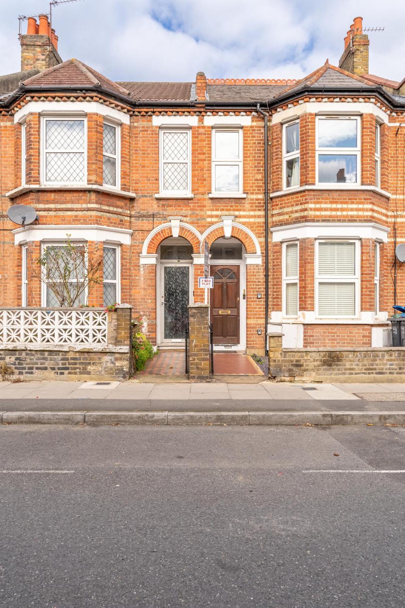 Beautiful 2 Bedroom With Private Garden In Wimbledon - Minutes From Apartament *